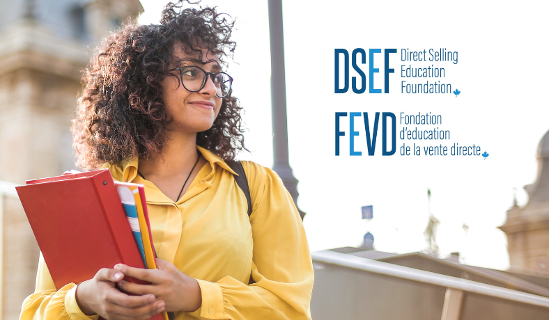 Vous pouvez désormais soumettre une demande de bourse d’études dans le cadre du programme de la FÉVD pour l’année 2025 !